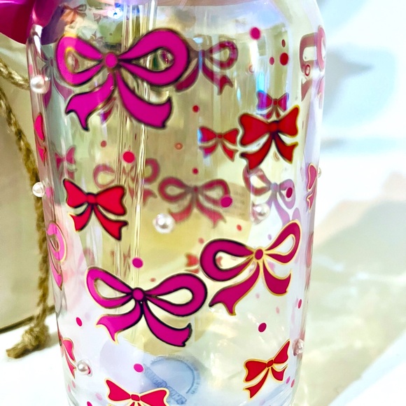 🎀Pink Bow Tumbler - Picture 3 of 5